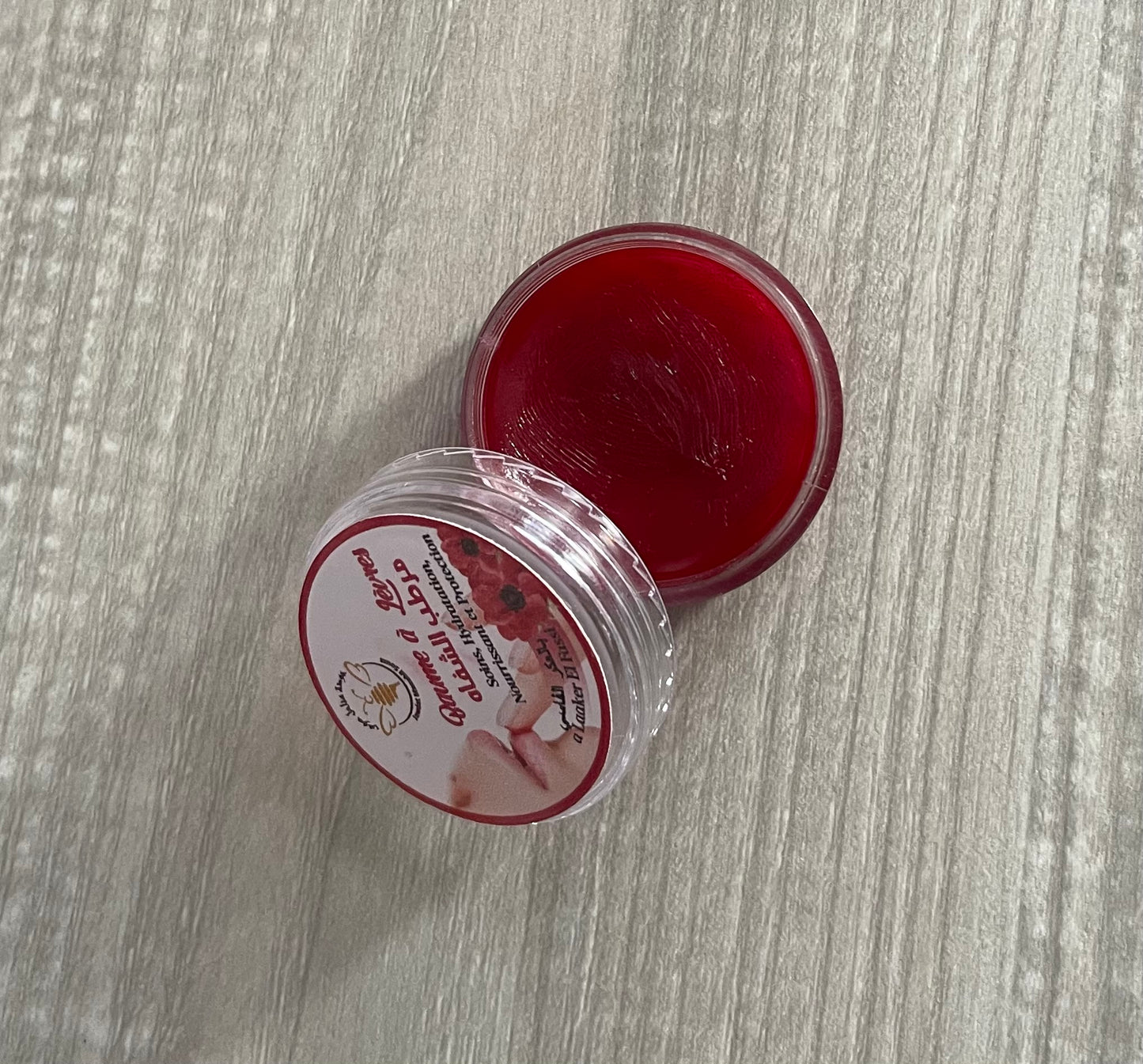 Akar fessi lip balm